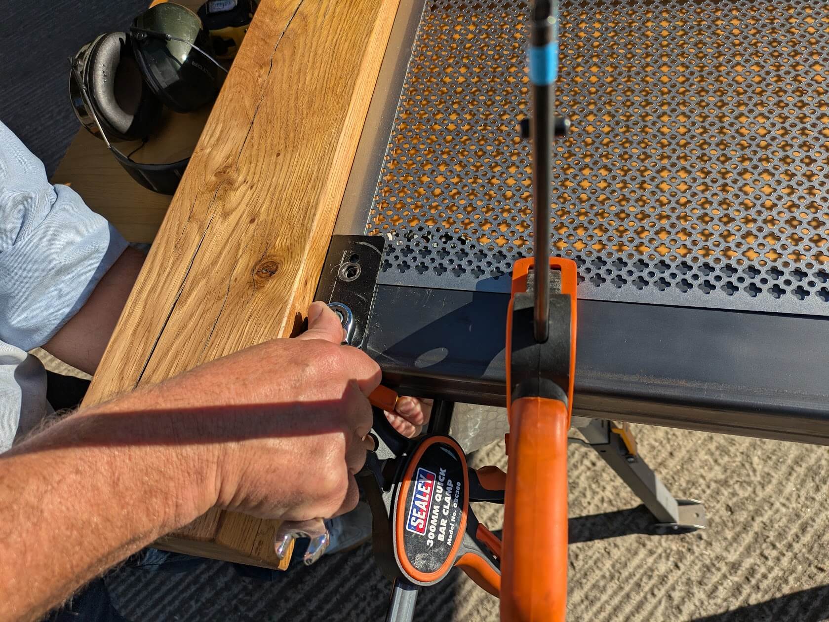 Soanes Signs of Norwich - Specialist Timber Signage - Work Example 33